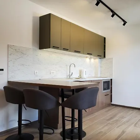 - Ravna Planina Apartment Pale